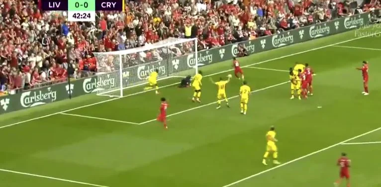 Liverpool në epërsi ndaj Crystal Palace, shënon Sadio Mane