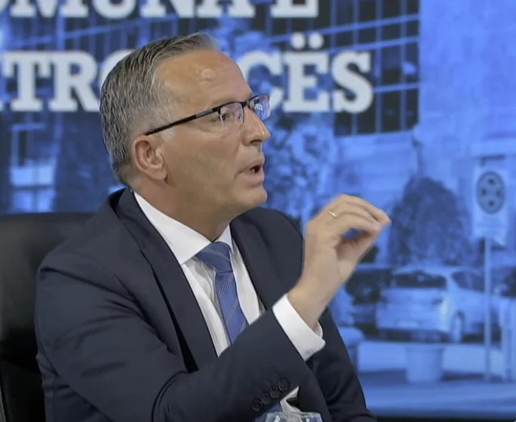 Bedri Hamza i tregon dështimet e Agim Bahtirit në Mitrovicë