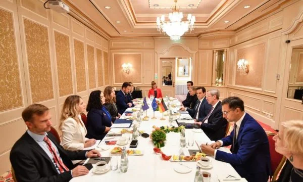 Osmani fton bizneset gjermane të investojnë në Kosovë