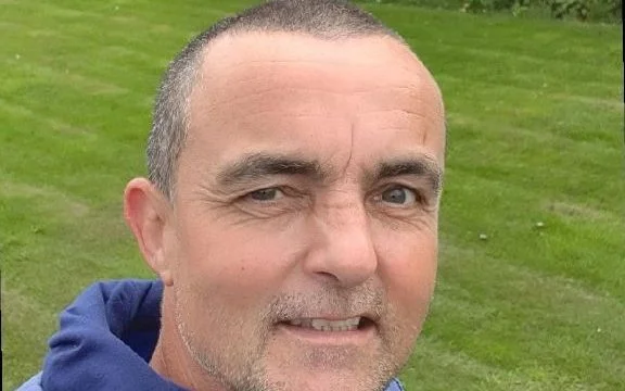 Menaxheri iu drejtua kolegeve me “zemër”, “shpirt”, pushohet nga puna