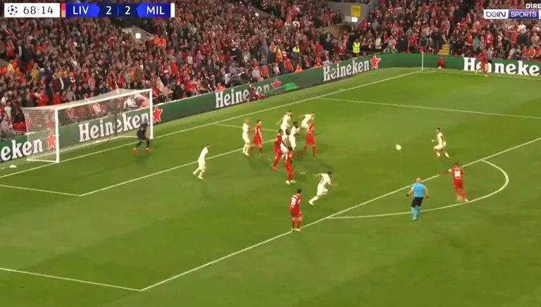 Goli me volej nga distanca i Hendersonit kundër Milanit, është thjesht bukuri