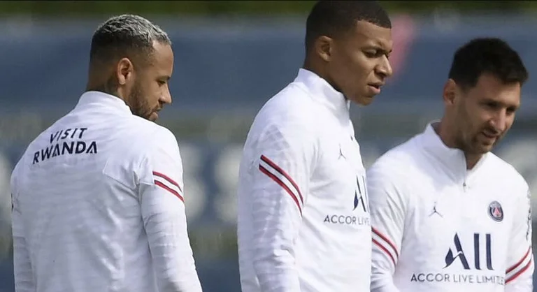 PSG pubblica la lista dei giocatori per il gioco Brugge e Messy