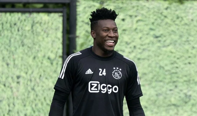 Barcelona überwacht Ajax goalie im nächsten Jahr Vertragslaufzeit