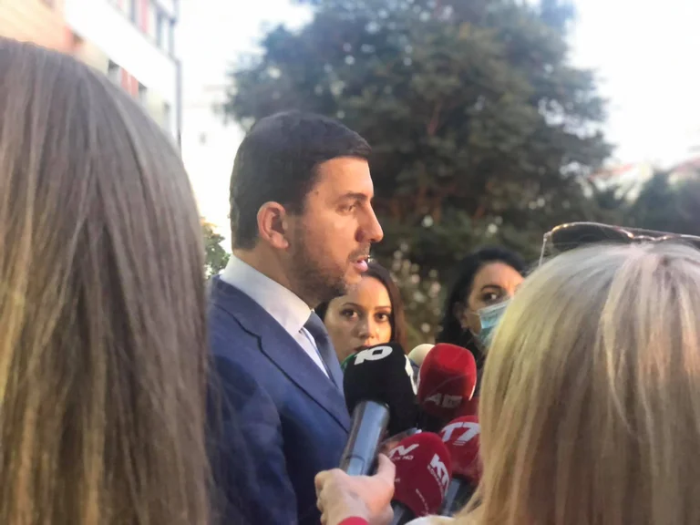 Krasniqi: We asked the president not to postpone the election but to cut the campaign.