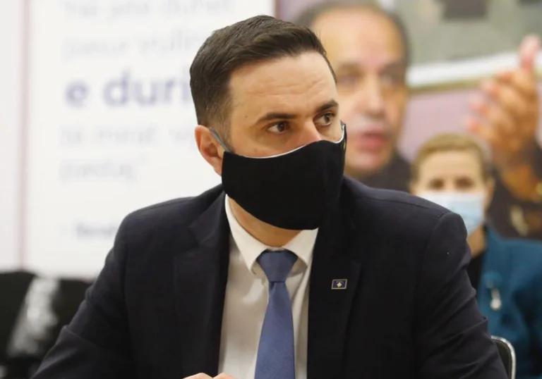 Abdixhiku raccoglie la leadership del partito, ecco perché