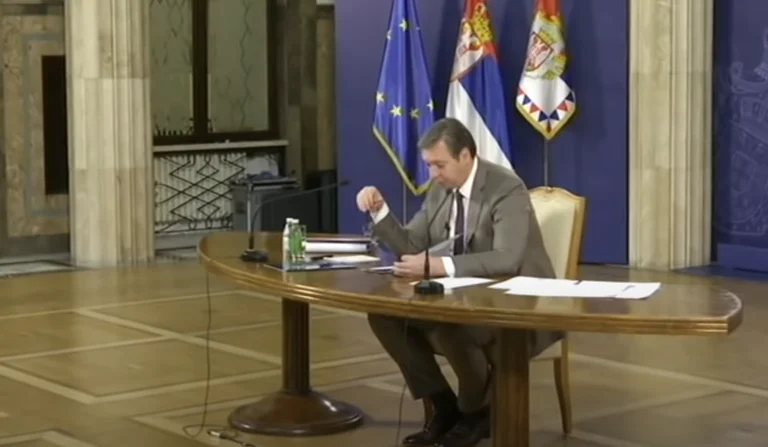 Wenn Vuciki ausgesprochen “U n CK” in Belgrad und bestand darauf, dass sein Archiv geöffnet werden