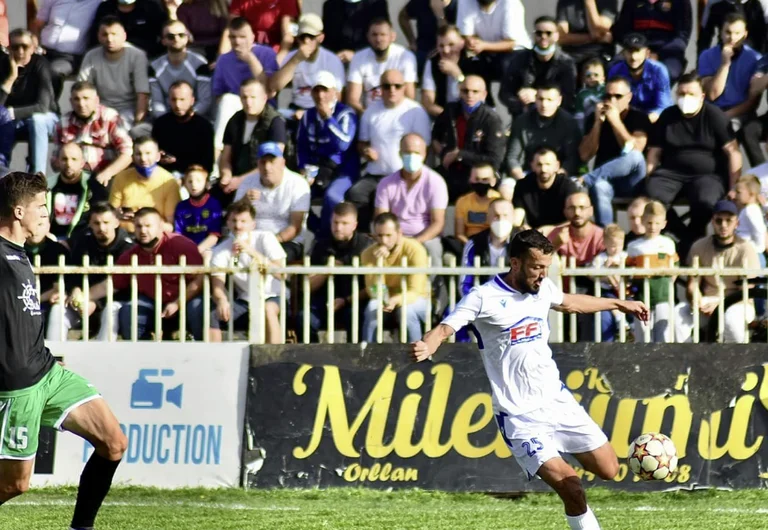 Lap-Ferononic: Great interest interrupts the game, more fans than allowed in the stadium