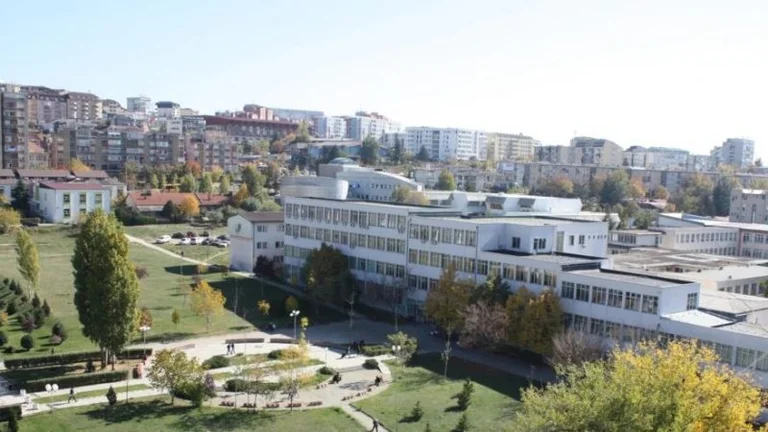 Aplicant students in public universities decline