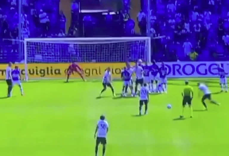 Das Ziel, das Demarco nur für Inter scored konnte nicht einmal mit zwei Türhütern am Tor geschützt werden