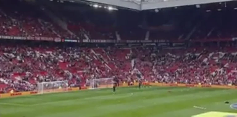 Electricity fans at Old Tuffford when they hear Ronaldo's name in the launch formation