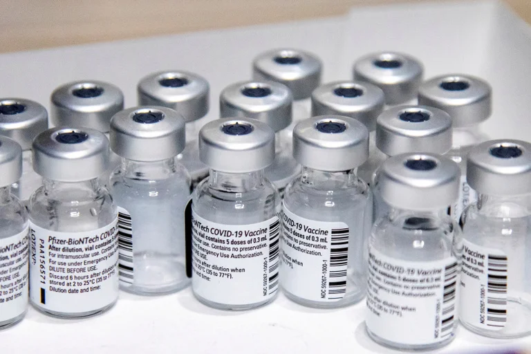 The effect of anti-Convidian vaccines drops from 91% to 78%, but continues to prevent deaths and duplications