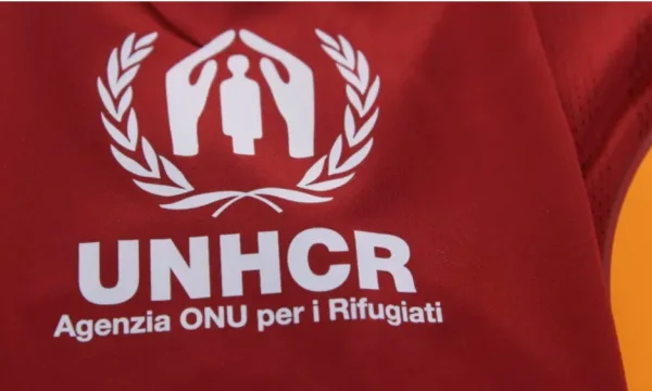 Rom Auktionsfans für afghanische Flüchtlinge