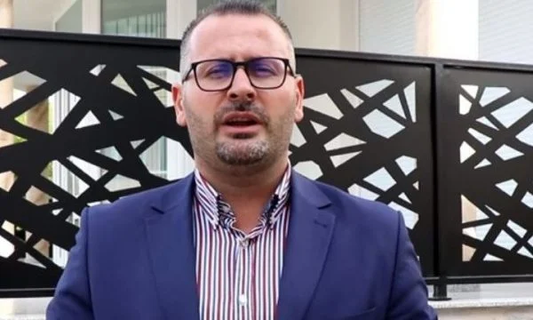 Oggi, Astrit Ademiy è stato sepolto a Pec