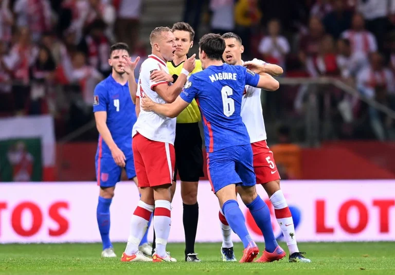Racist insult to Walker, FA accuses Glick Pole: Albania nears hands