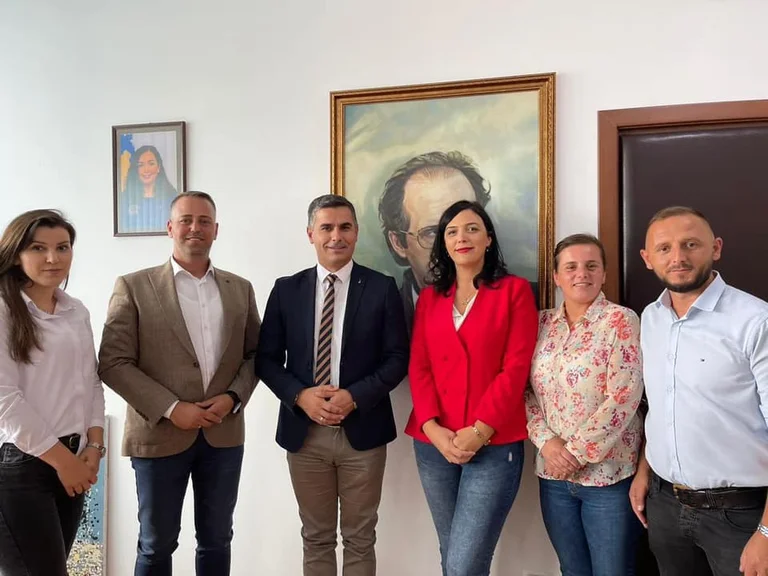 LDK e AKR entrano nella coalizione, competono insieme il 17 ottobre a Vushtrri