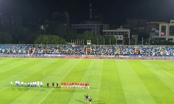 Il brillante messaggio degli éDardians di éFadil Vokrri per la Spagna che non riconosce il Kosovo come stato