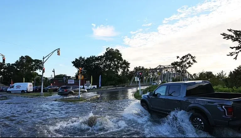 ​Shpallet gjendja e katastrofës natyrore në Nju Jork dhe Nju Xhersi