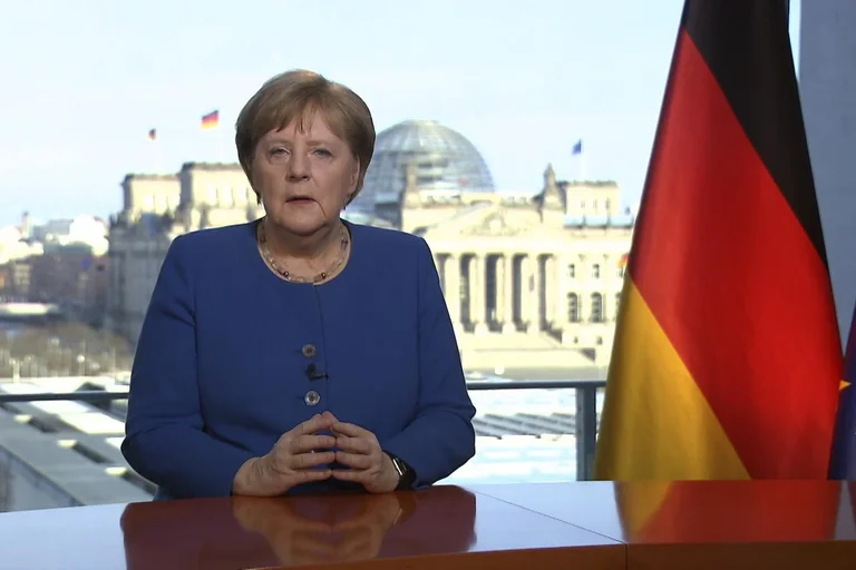 Angela Merkel u lutet familjeve për durim në kohën e COVID-19