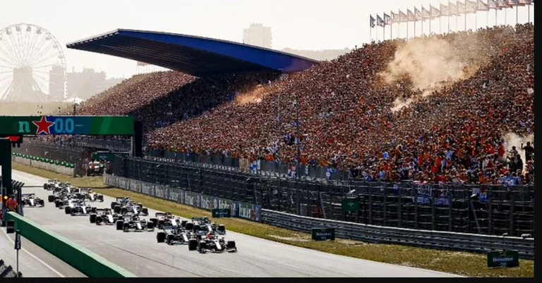 I jashtëzakonshëm Verstappen – triumfon bindshëm në Grand Prix të Holandës