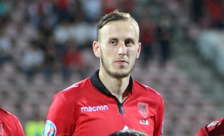 Babai i Ardian Ismajlit thotë se po kërcënohen e fyhen me porosi nga dikush i fuqishëm