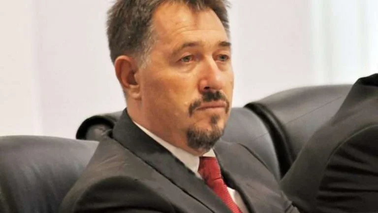 Lushtaku: Grupet e para të UÇK-së në Shqipëri i dërgoi për stërvitje Qeveria e Bukoshit