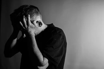 Some signs of dealing with a negative person