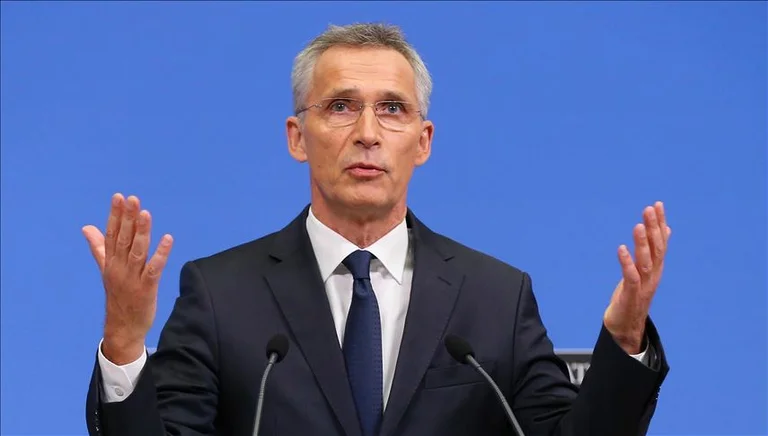 Shefi i NATO-s zotohet se nuk do t’i harrojë afganët që mbetën pas
