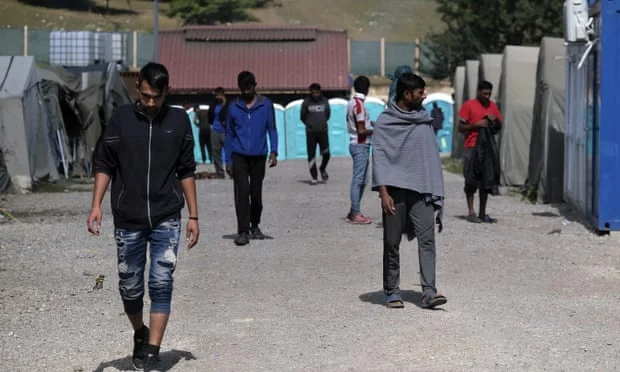 E pabesueshme: Policia kroate vjedh, keqtrajton dhe dëbon në Bosnje refugjatët afganë