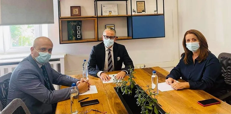 Haxhi Avdyli fajëson IKSHPK-në e lavdëron Vitinë: Ka njohuri të thella, 24 orë i angazhuar