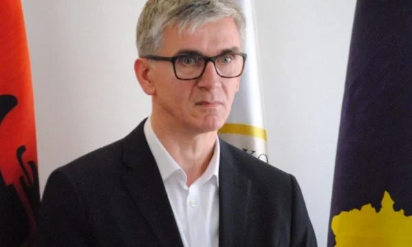 Vllahiu: Shtetet pritëse ku Kosova ka pasë ambasadorë pyesnin kush është pasardhësi yt