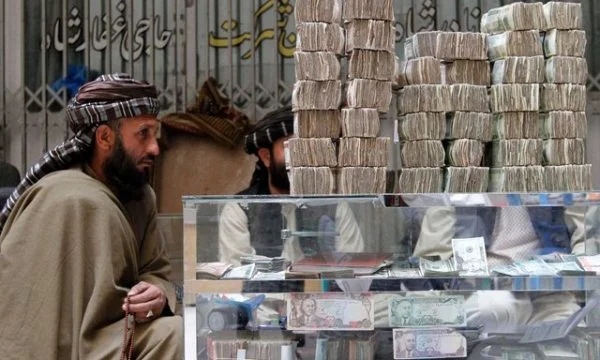 Quelle est la richesse des talibans et où obtiennent-ils l'argent?