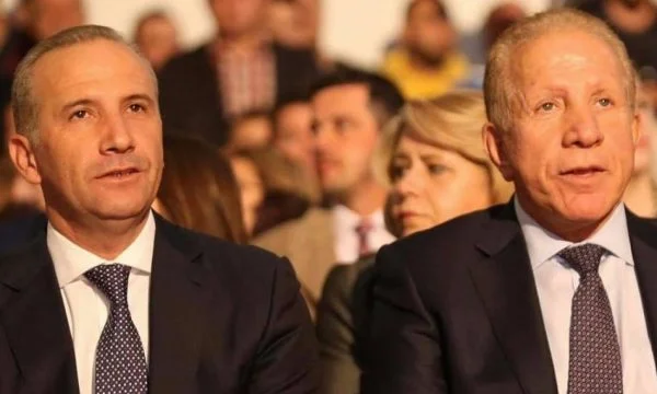 Pacolli reacciona porque Selimi no está certificada