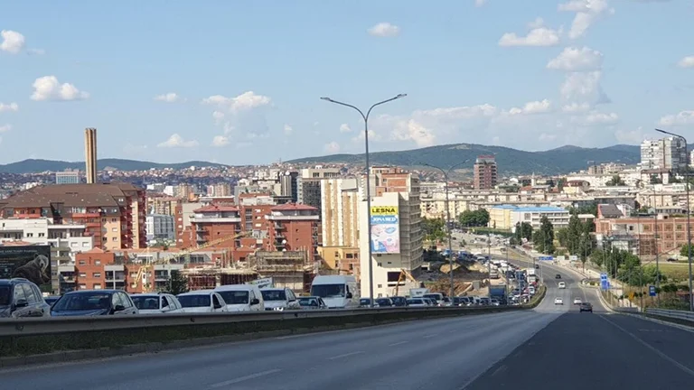 Trois personnes blessées dans un accident de Veternik