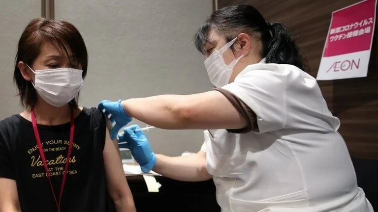 There are foreign objectives in some Modern vaccines: Japan suspends 1.6 million doses