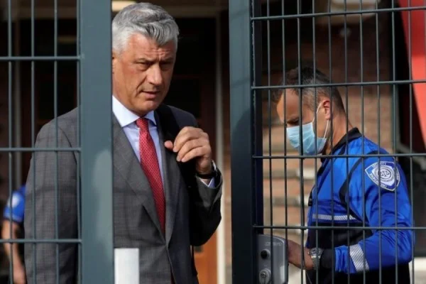 Trandafilova rejette Demande de la défense de Thaci pour son auto-rétraitement