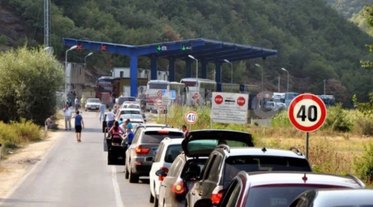 Sekunden von sieben Stunden warten in Merdara