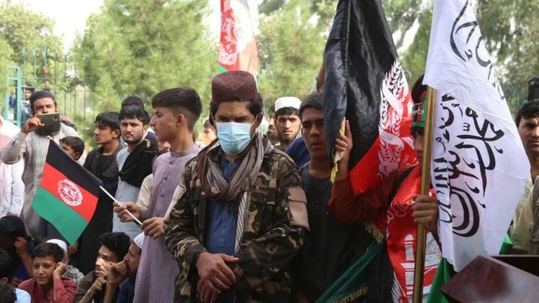 Mauvaise nouvelle pour les talibans: Après le FMI d'Amérique, la Banque mondiale bloque également l'argent pour l'Afghanistan