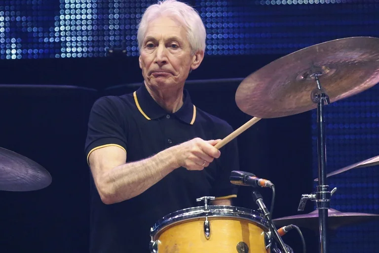 Der legendäre Schlagzeuger von Rolling Stones stirbt