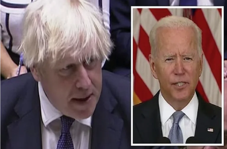 Johnson e Biden discutono dell'evacuazione da Kabul