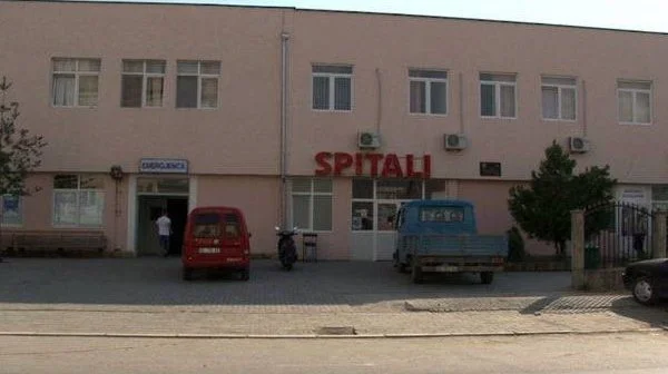 Reagon halla e 18-vjeçares që dyshohet se u keqtrajtua deri në vdekje nga dy persona në Ferizaj