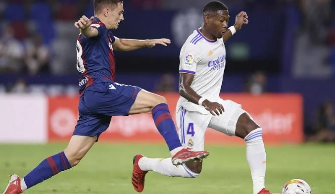 6 gola, 1 karton i kuq, por asnjë fitues – Real Madrid dhe Levante ndajnë pikët