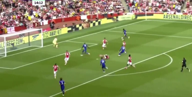 Lukaku shpërthen në debutimin ndaj rivalit lokal, i shënon Arsenalit pas vetëm 15 minutave
