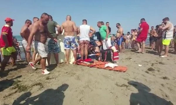 Burri që u mbyt në det në Velipojë është nga Kosova