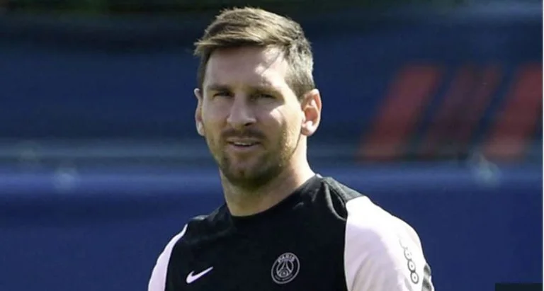 Pochettino flet për atë që duan ta dinë të gjithë, tregon kur mund të debutojë Messi
