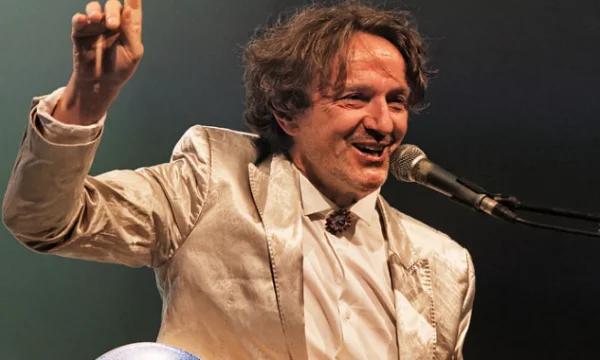 Familjarët e të zhdukurve thirrje Bashkisë së Korçës të mos lejojë pjesëmarrjen e Bregoviqit në Festivalin e Birrës
