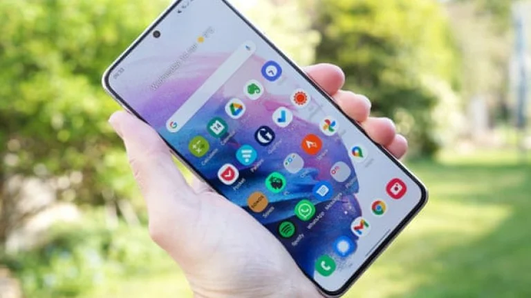 Australianët goditen nga një virus që mbërrin me mesazhe me tekst në telefon