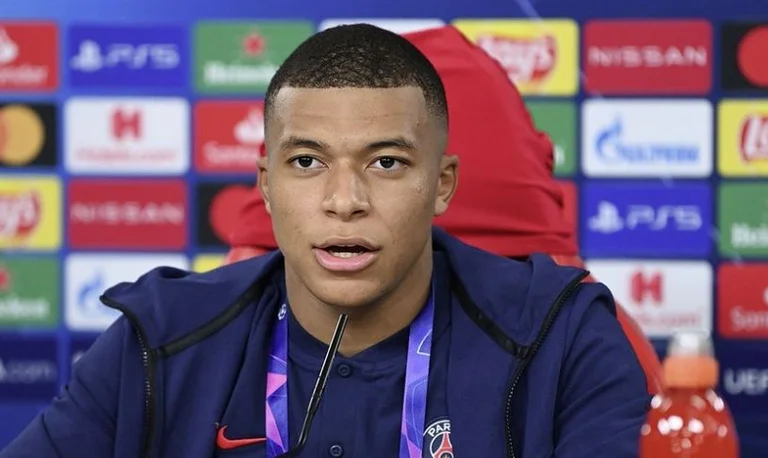 Romano: Mbappe po refuzon gjithçka nga PSG, e dëshiron me çdo kusht kalimin te Real Madridi