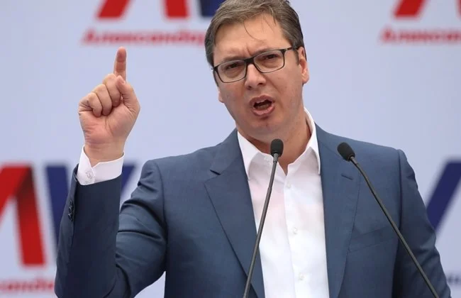 Vuçiq sërish përzihet për zgjedhjet në Kosovë: Ata që s’janë të bashkuar pas Listës Serbe, do ta kenë të vështirë të fiojnë besimin