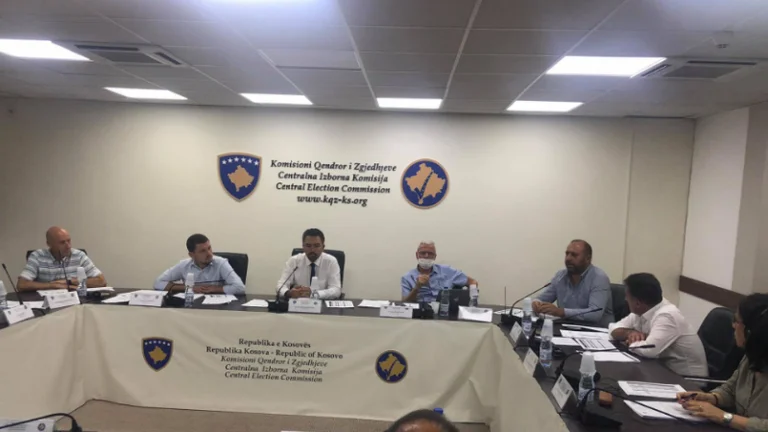 Çdo ditë mbi 2 mijë raste pozitive me Covid-19: Ende s’ka plan se si do të zhvillohet fushata zgjedhore