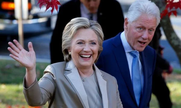 Hillary e uron për ditëlindje Bill Clintonin me këtë fotografi nga fëmijëria